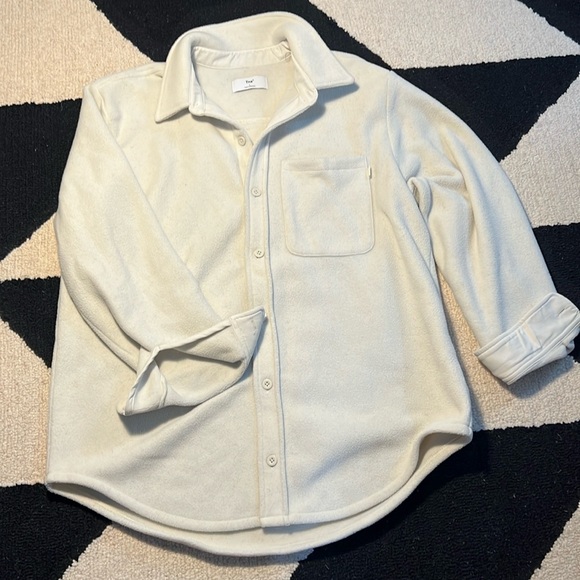 Cozy TNA Button Up - Picture 1 of 4